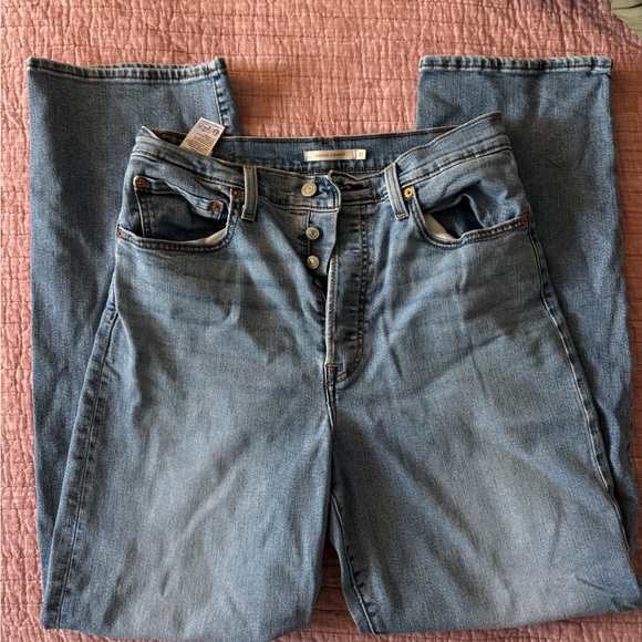 Levi's Women’s ribcage straight jean - Picture 2 of 2